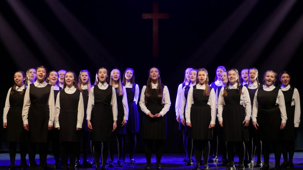 Lucy Thomas & St. Bede's Catholic School Ormskirk Chapel Choir